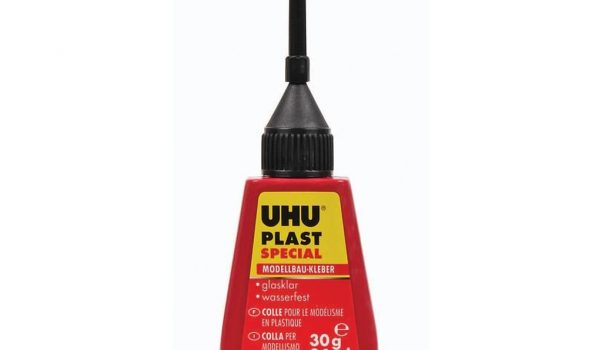 UHU Plastic Special