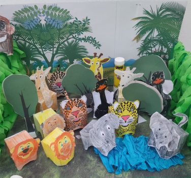 MICII EXPLORATORI IN JUNGLE PARK