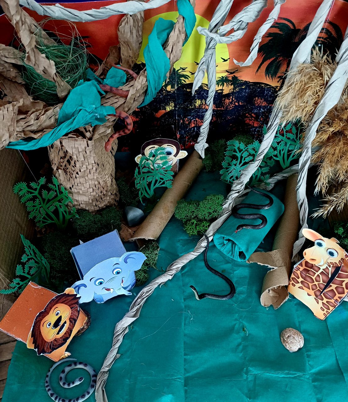 Călătorie în lumea junglei