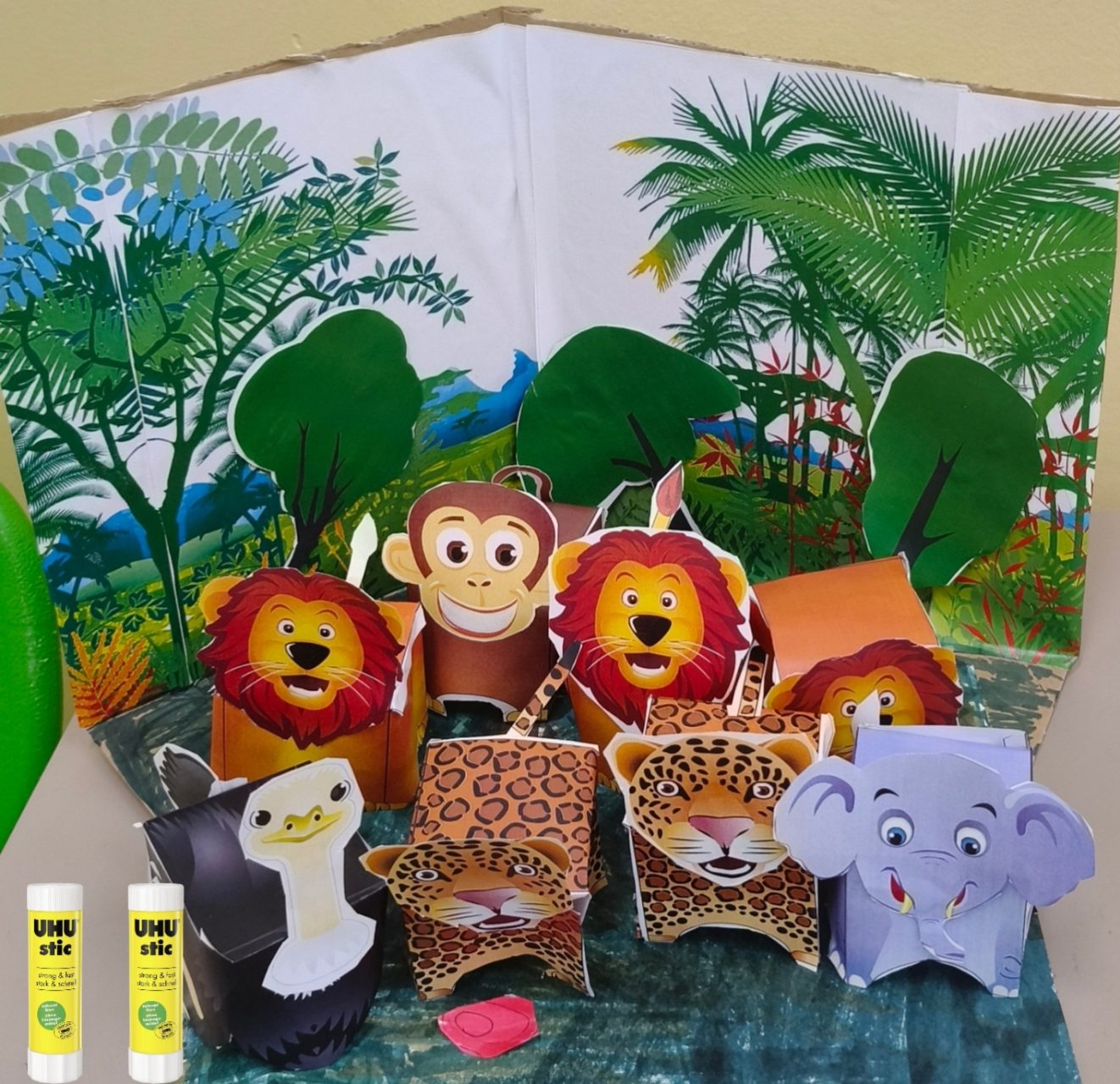 Petrecere în Junglă