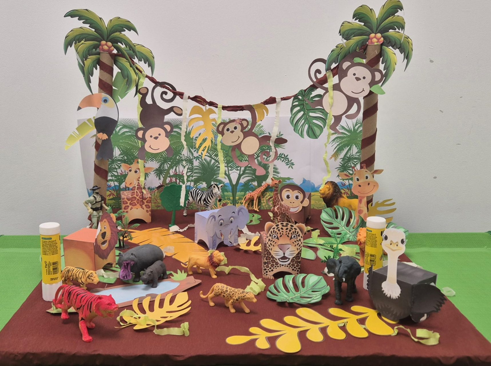 “Jungla Albinuțelor “