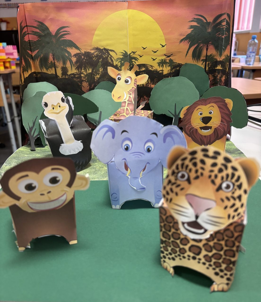 PRIETENII DIN JUNGLĂ