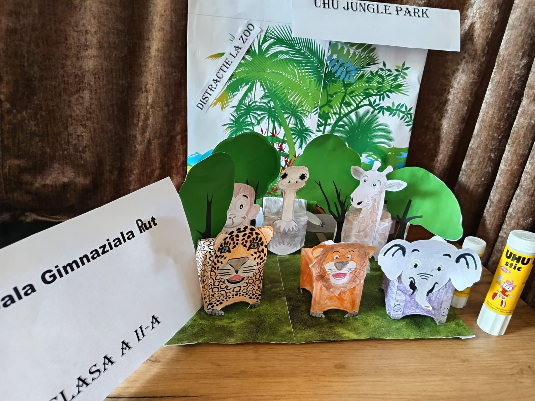 DISTRACȚIE LA ZOO CU LEUL UHU