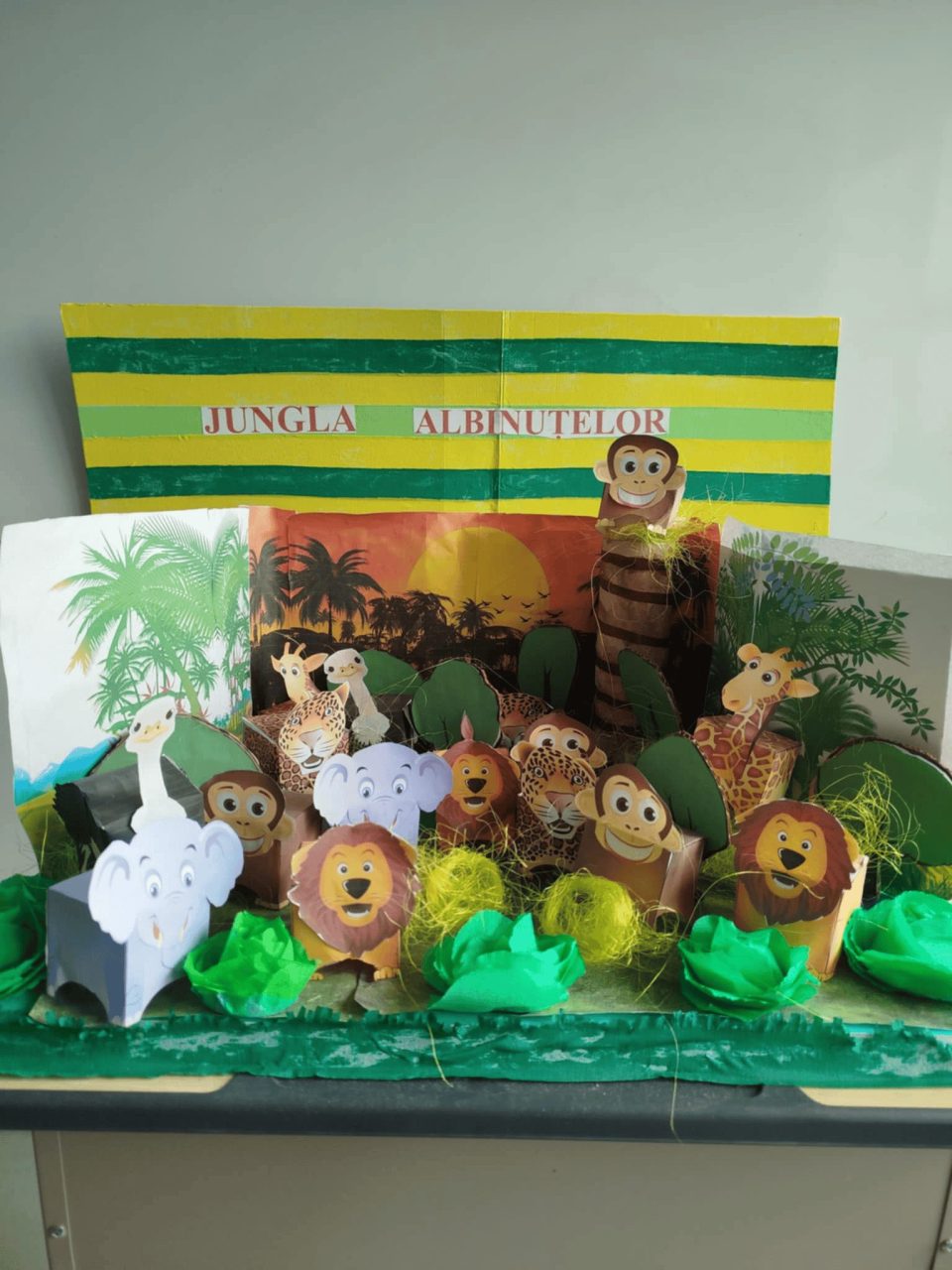 Jungla albinuțelor creative