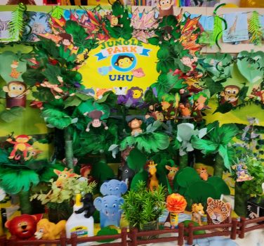 Jungla Albinuțelor Istețe