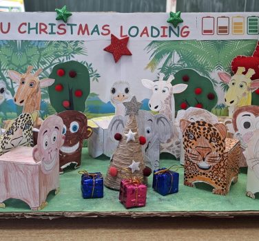 UHU CHRISTMAS LOADING