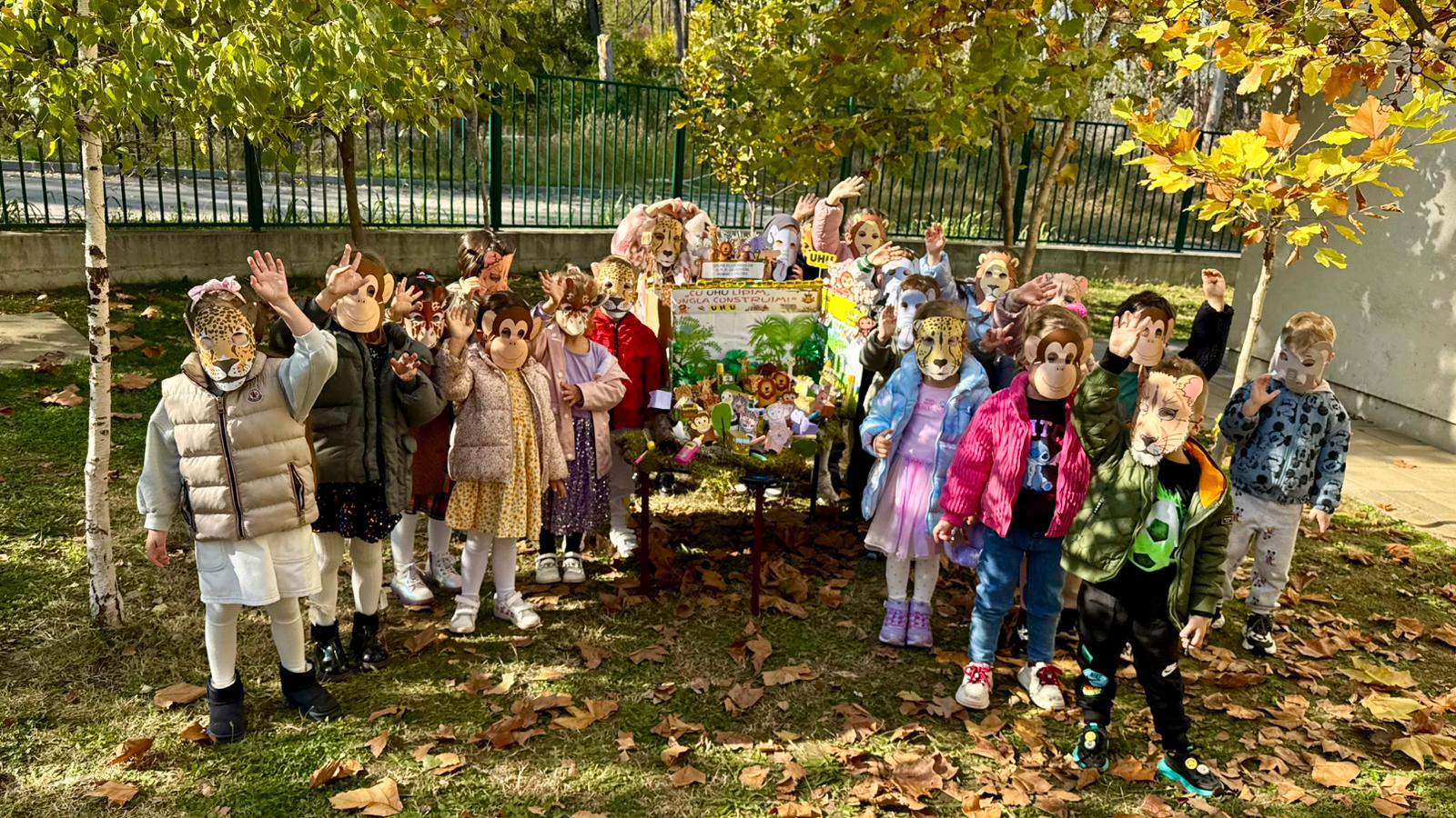 „Cu UHU lipim, o junglă construim!”