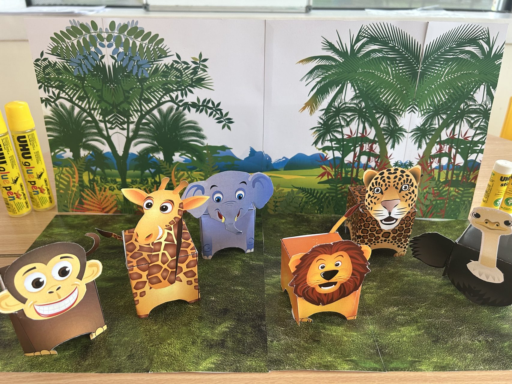 Prietenii din junglă