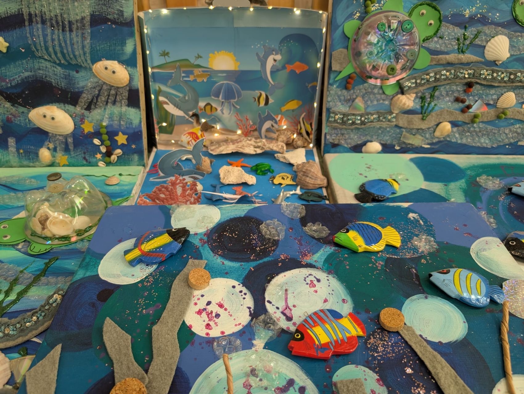 Cu toții suntem diferiți, dar înotăm în aceeași apă!