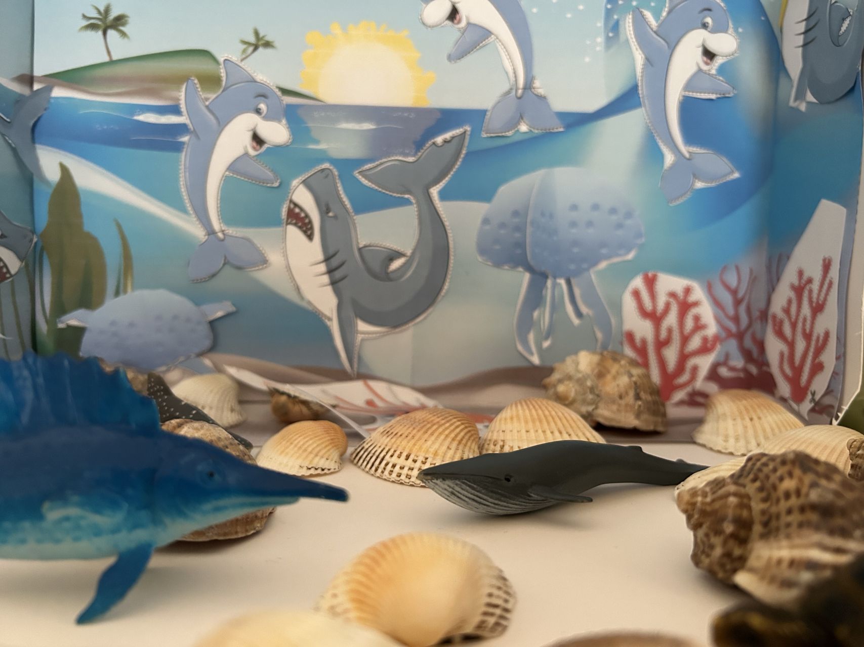 Aventuri cu valuri și peștișori magici