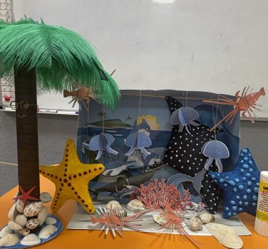 Mica lume subacvatică