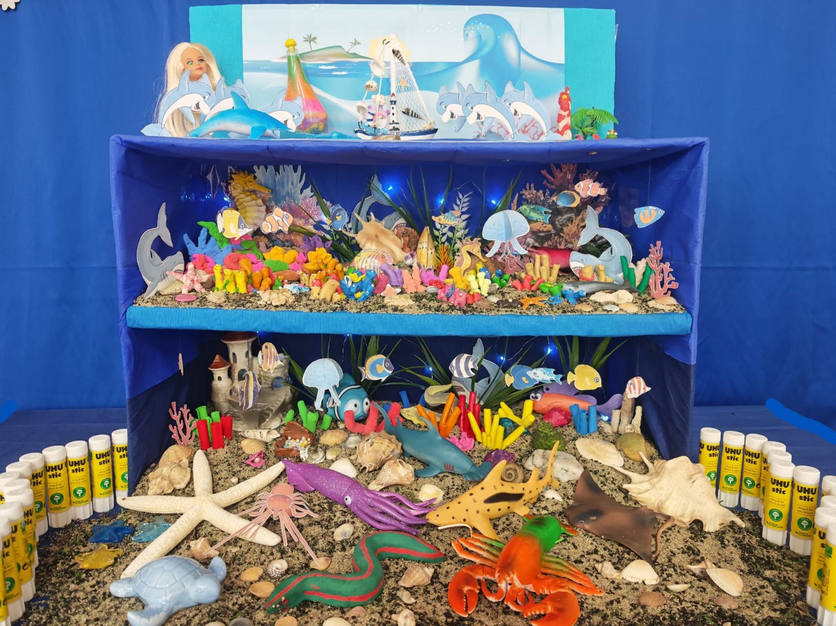 THE WONDERFUL OCEAN WORLD