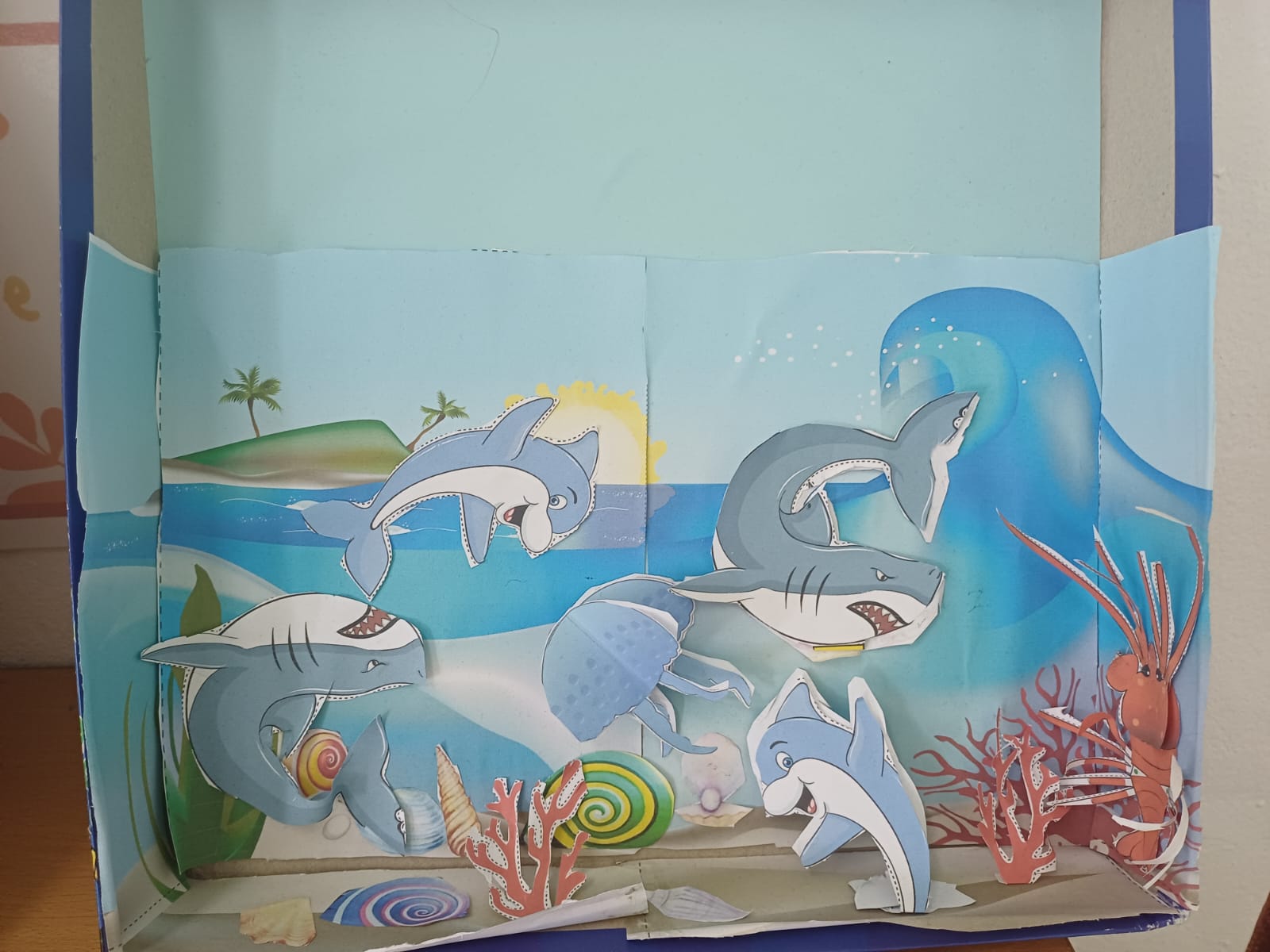 UHU OCEAN WORLD
